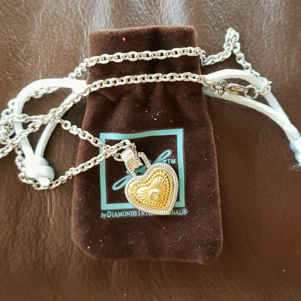 Necklace NWOT